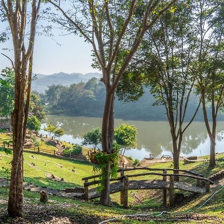 Nan Waterside Hong Bon Nern Bed & Breakfast エクステリア 写真