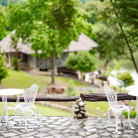 Nan Waterside Hong Bon Nern Bed & Breakfast エクステリア 写真